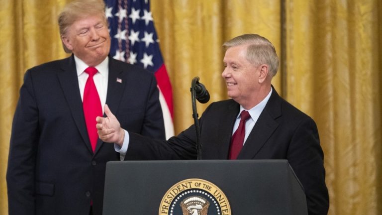 Trump Calls on Senate to Pass Cryptocurrency Legislation in Honor of Lindsey Graham