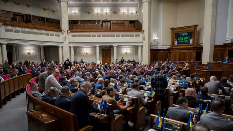 Ukrainian Parliament Approves 50-Year Sanctions Against Russian Cryptocurrencies and Financial System